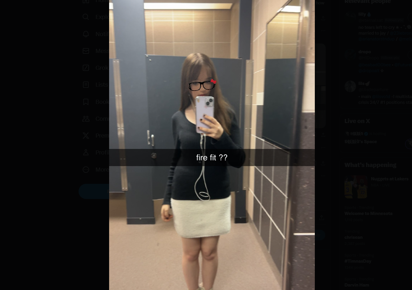 BEST LOOKING EGIRL